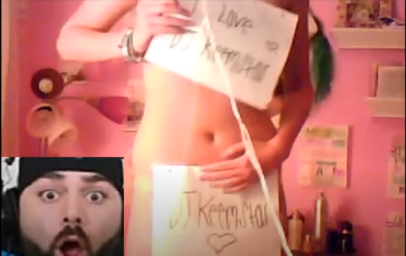 Girl Gets Naked For Keemstar.